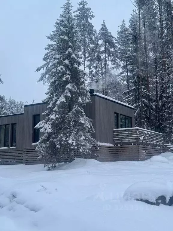 Дом в Ленинградская область, Выборгский район, Полянское с/пос, Поляны ... - Фото 1