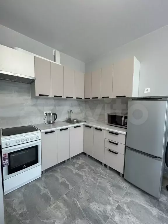 2-к. квартира, 45 м, 4/9 эт. - Фото 0