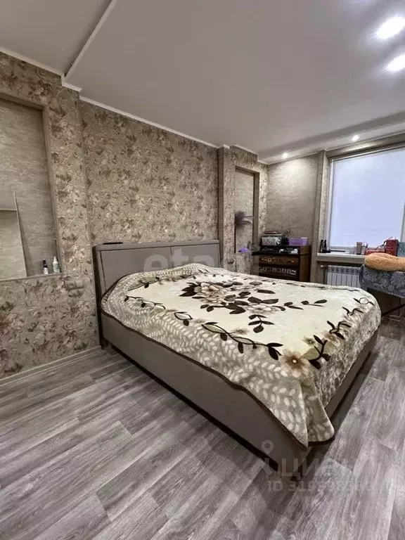 2-к кв. Ханты-Мансийский АО, Сургут ул. Семена Билецкого, 14 (65.0 м) - Фото 0