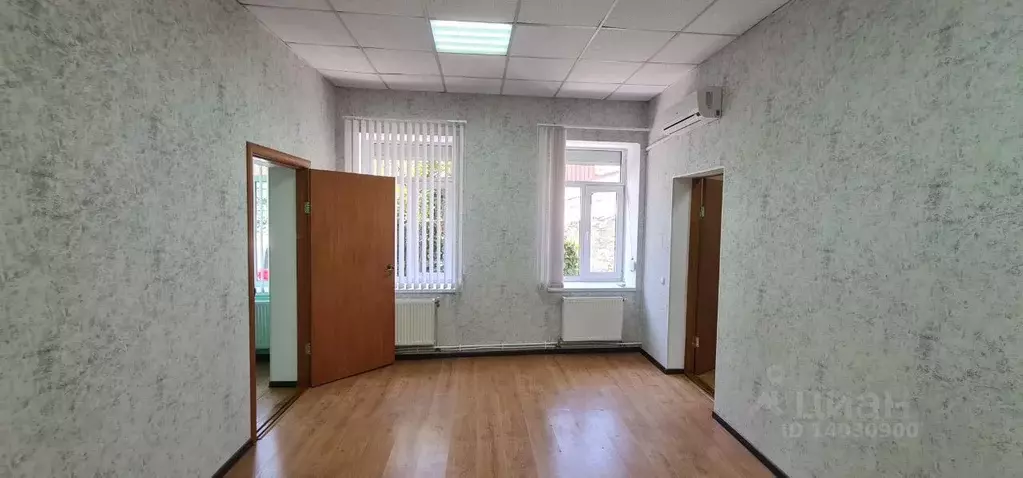 Офис в Крым, Симферополь ул. Некрасова, 31 (55 м) - Фото 1