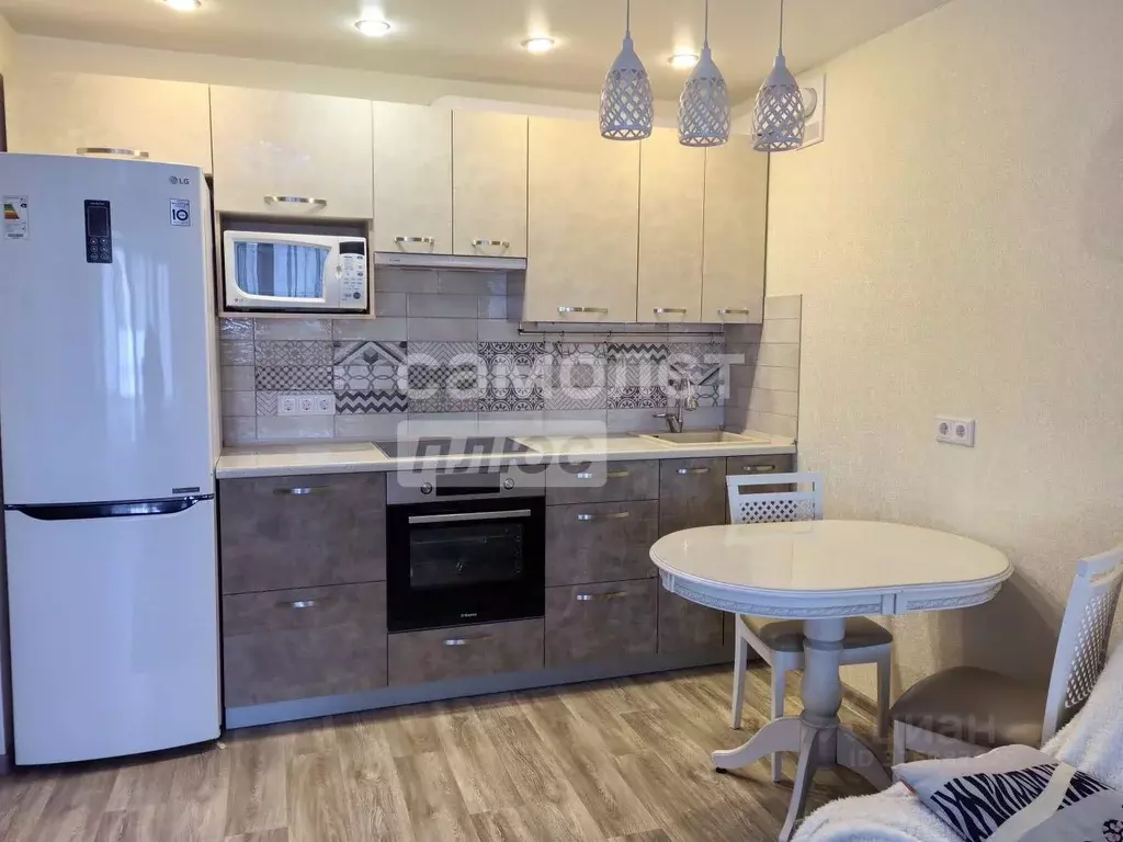 Студия Амурская область, Благовещенск Заводская ул., 2 (27.1 м) - Фото 1