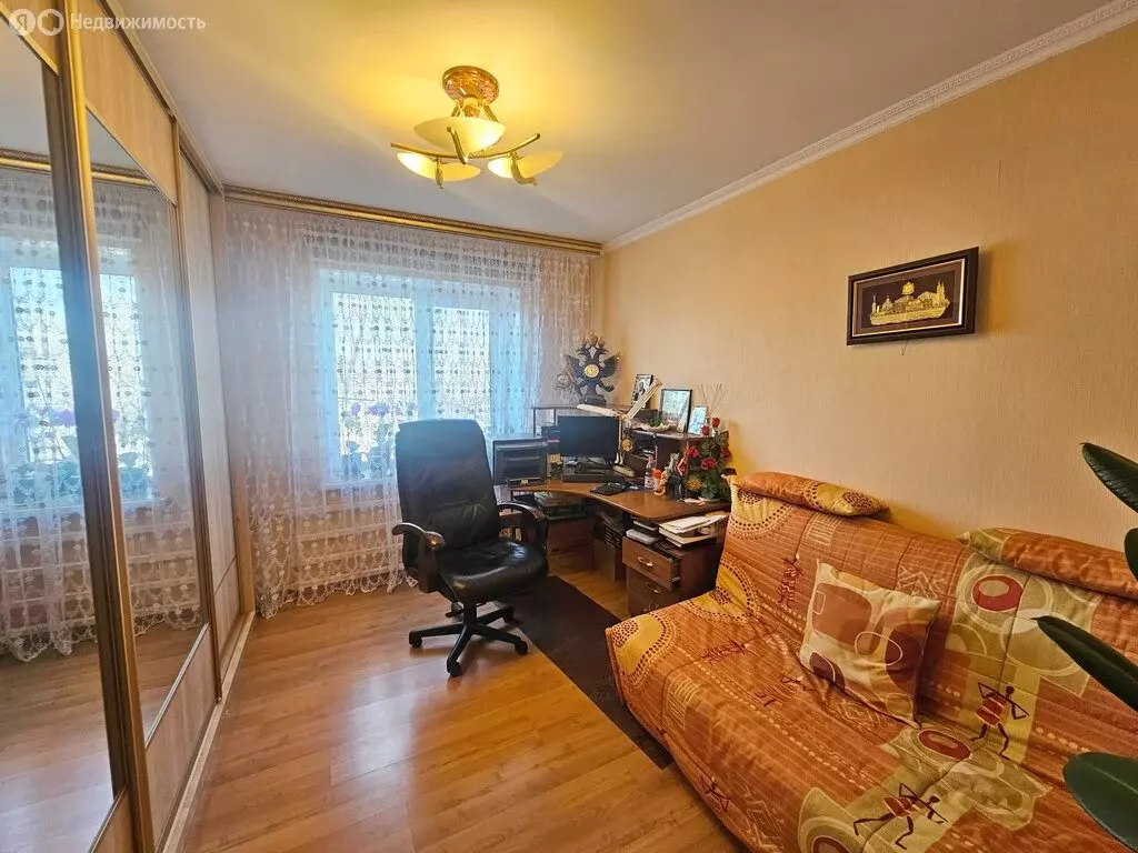 4-комнатная квартира: Энгельс, Томская улица, 42 (92.56 м) - Фото 1