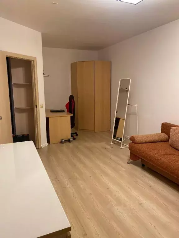 1-к кв. Свердловская область, Екатеринбург ул. Совхозная, 2 (44.0 м) - Фото 2