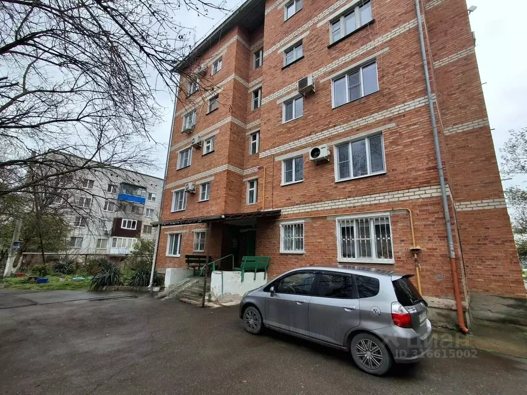 2-к кв. Краснодарский край, Абинск ул. Свердлова, 8 (54.0 м) - Фото 0