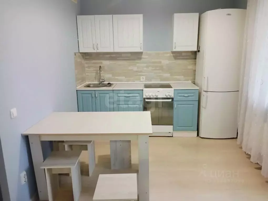 1-к кв. Тюменская область, Тюмень ул. Федюнинского, 60к1 (40.0 м) - Фото 1