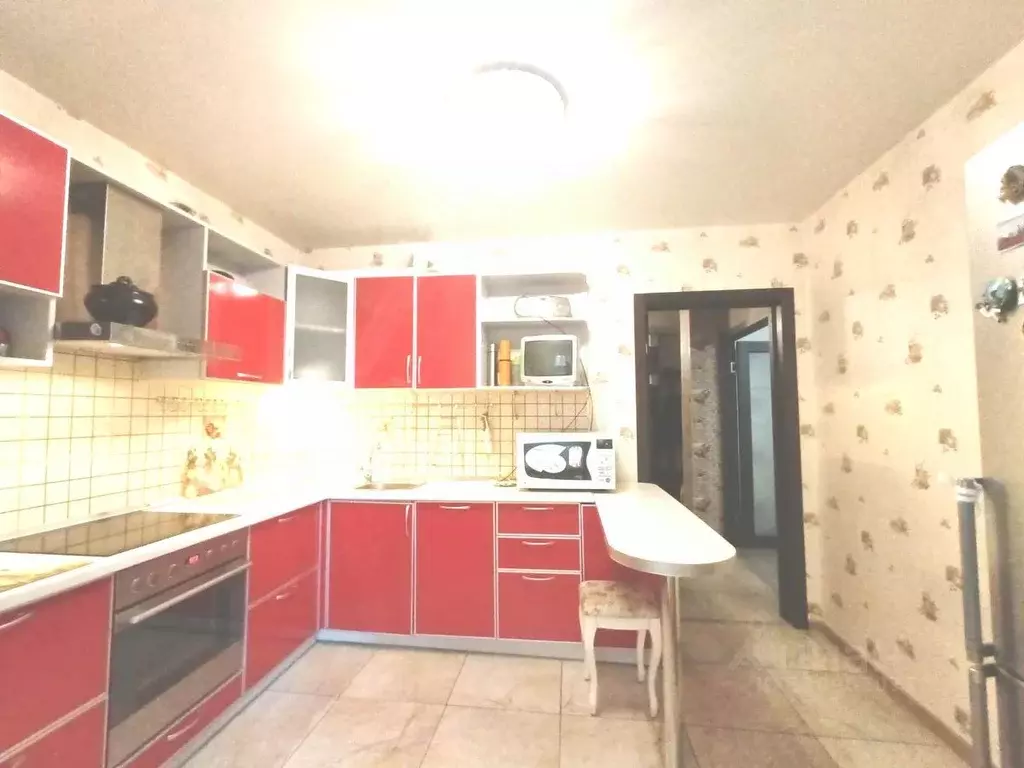 3-к кв. Красноярский край, Красноярск Светлогорская ул., 11А (90.1 м) - Фото 0