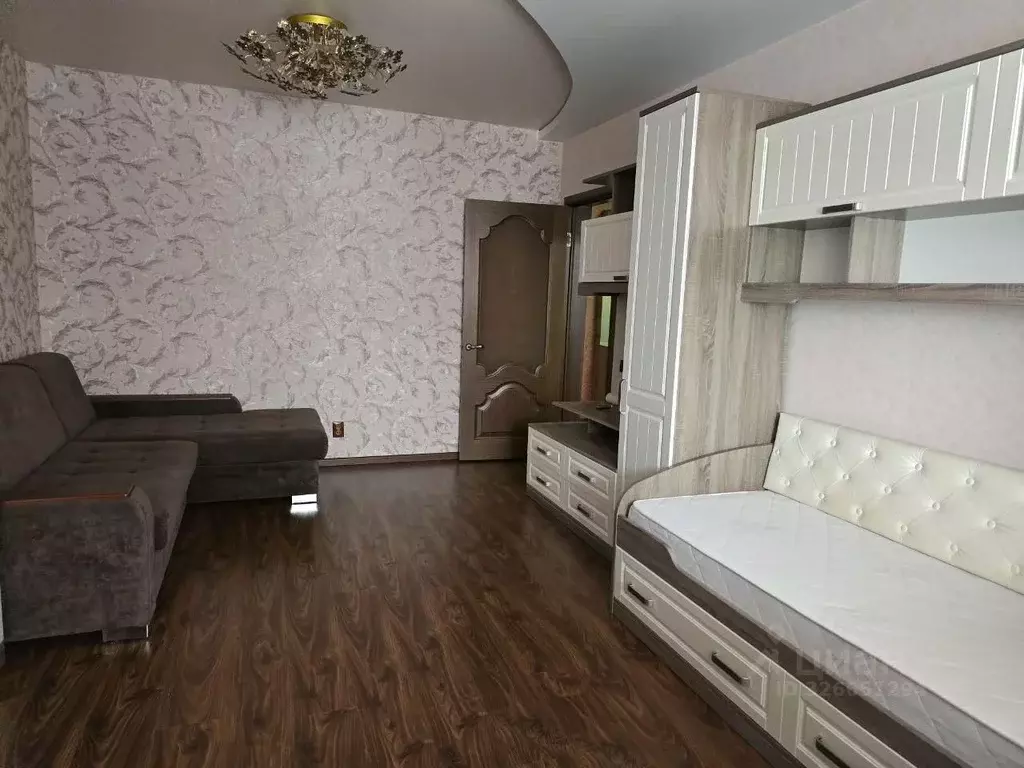 2-к кв. Пензенская область, Сердобск ул. Чайковского, 107 (51.2 м) - Фото 1