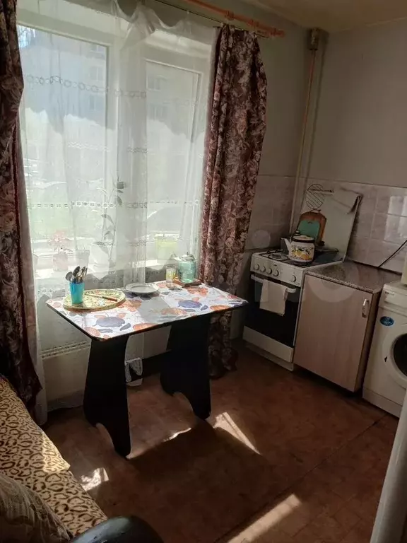 1-к. квартира, 38 м, 1/10 эт. - Фото 1