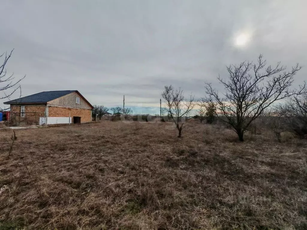 Участок в Крым, Симферопольский район, Урожайновское с/пос, ... - Фото 1