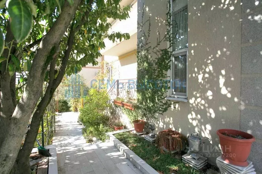 Дом в Краснодарский край, Сочи Адлер жилрайон, ул. Троицкая, 53 (385 ... - Фото 1