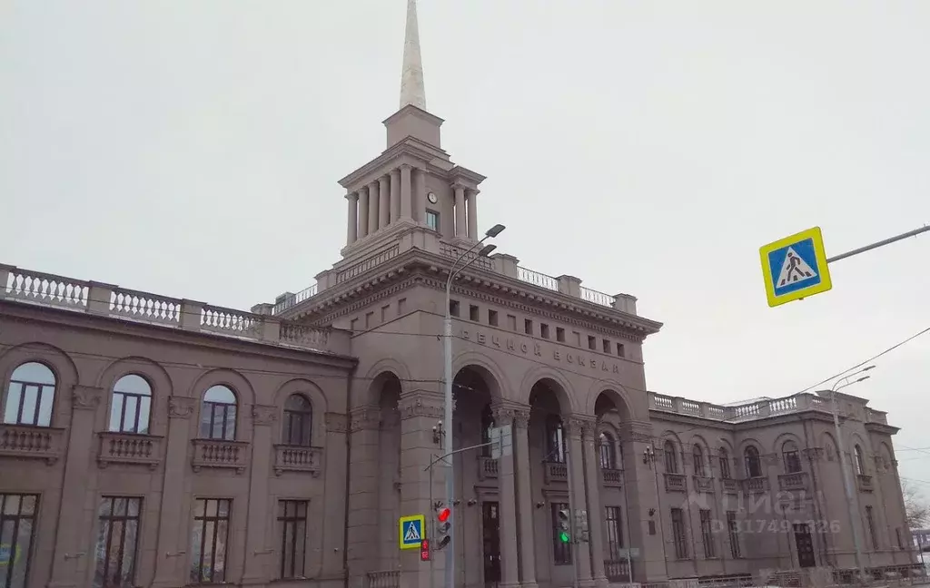 Офис в Красноярский край, Красноярск ул. Дубровинского, 1 (14 м) - Фото 0
