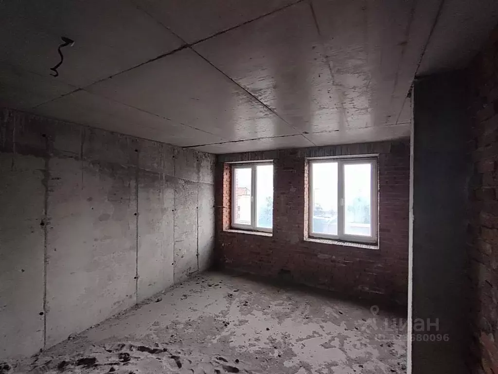 2-к кв. Северная Осетия, Владикавказ ул. Гастелло, 65 (91.2 м) - Фото 2