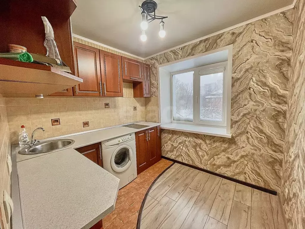 2-к кв. Кемеровская область, Прокопьевск Студенческая ул., 44 (43.0 м) - Фото 1