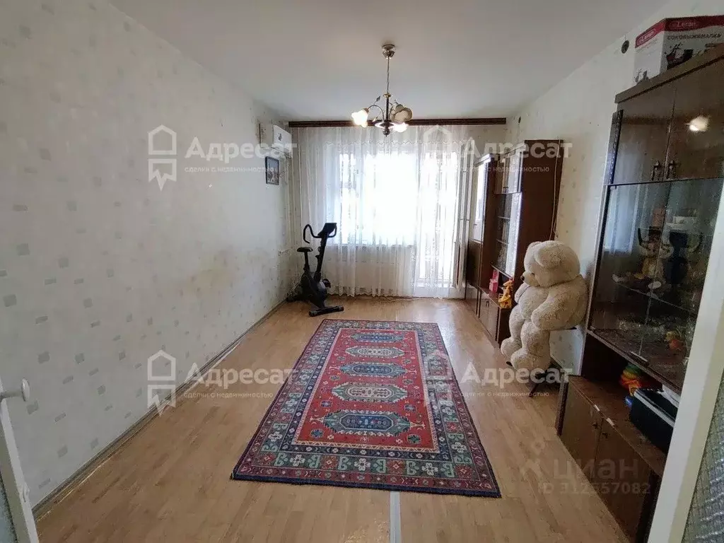 2-к кв. Волгоградская область, Волгоград Гагринская ул., 7а (53.8 м) - Фото 0