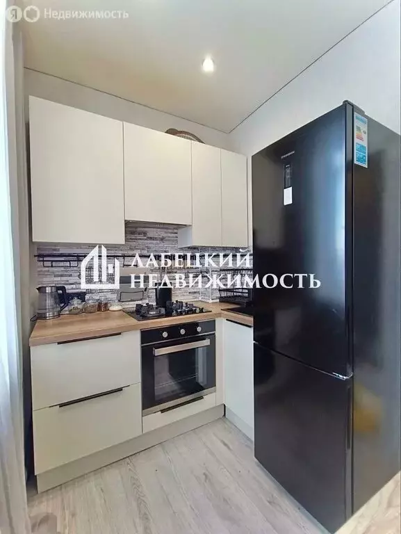2-комнатная квартира: Копейск, улица Екимова, 15 (46.6 м) - Фото 1