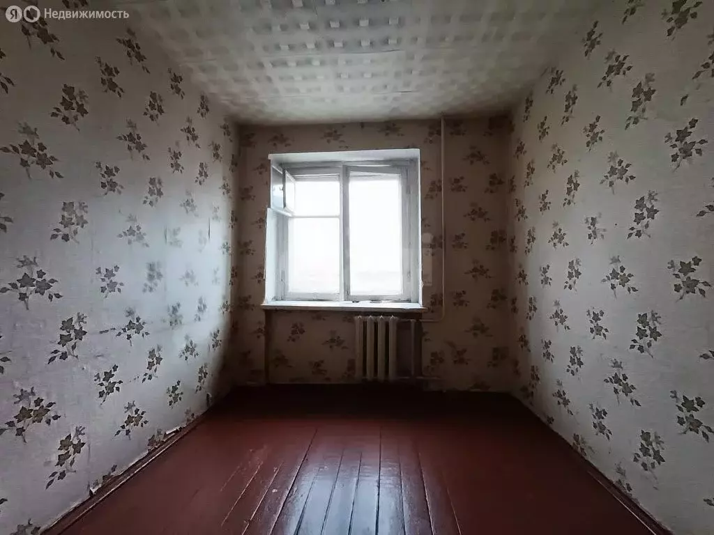 4-комнатная квартира: Верхняя Синячиха, Октябрьская улица, 7 (60.8 м) - Фото 1