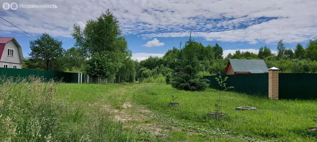 Участок в Тверская область, Старицкий муниципальный округ, деревня ... - Фото 1