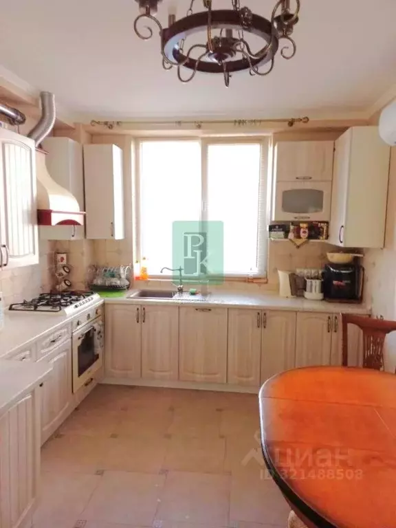 3-к кв. Севастополь ул. Челнокова, 17к1 (86.9 м) - Фото 2