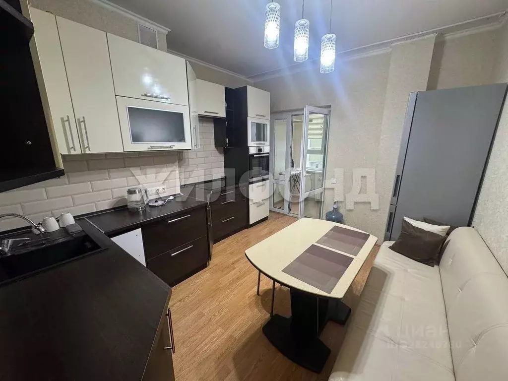 1-к кв. Белгородская область, Белгород Кирпичная ул., 65б (48.0 м) - Фото 1