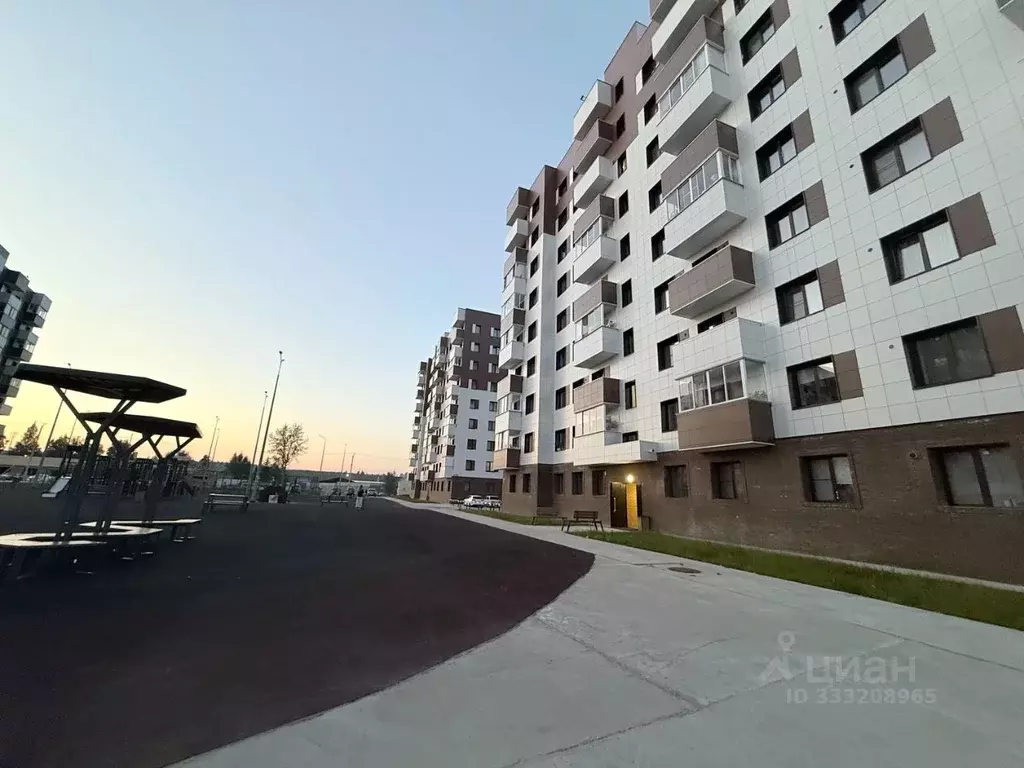 2-к кв. Саха (Якутия), Ленск Нюйская ул., 1к1 (58.2 м) - Фото 2