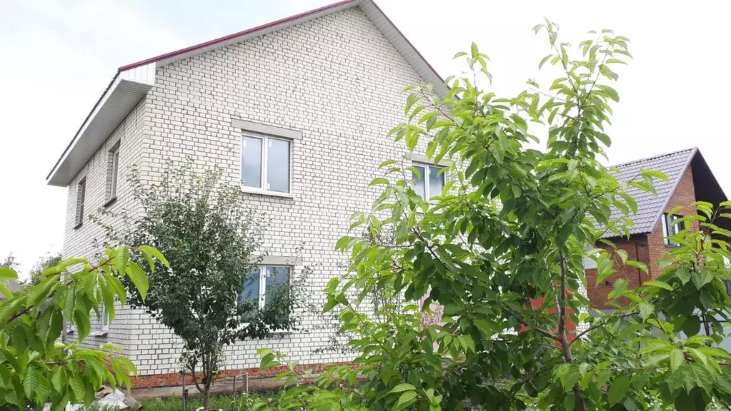 Дом в Тамбовская область, пос. Первомайский, Майский мкр ул. ... - Фото 1