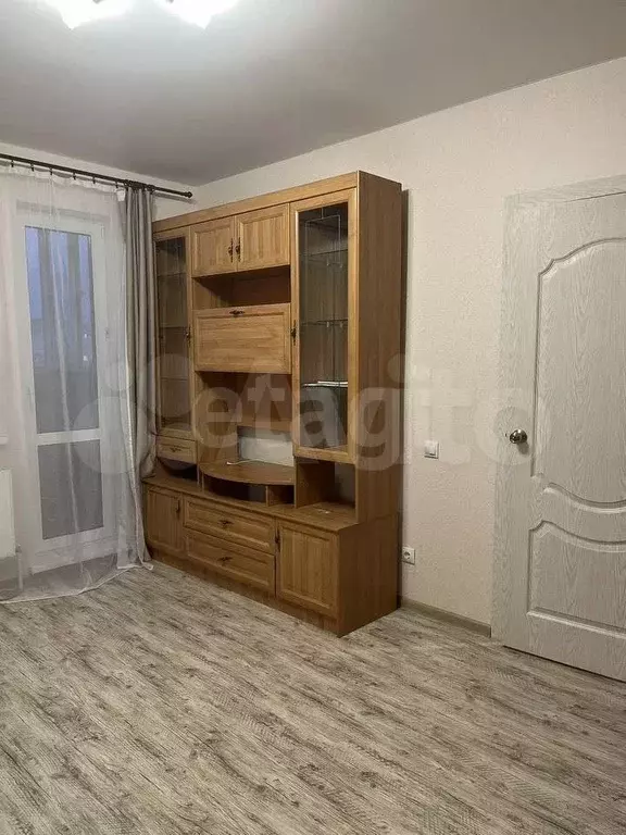 1-к. квартира, 34 м, 3/3 эт. - Фото 1