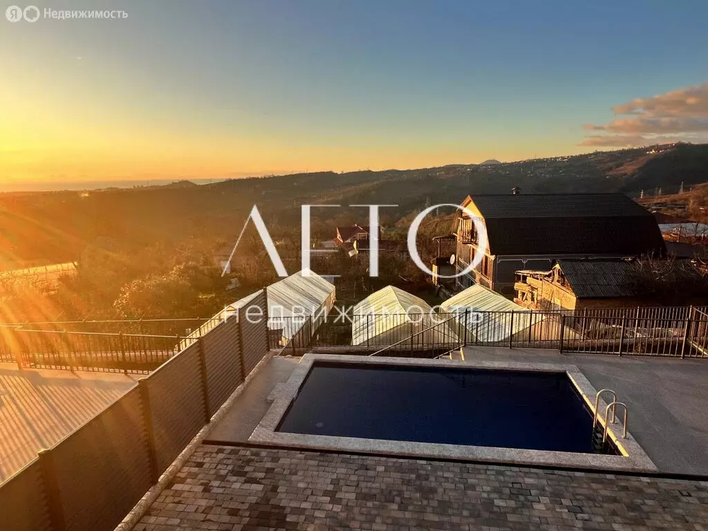 Дом в село Нижняя Шиловка, Светогорская улица (196 м) - Фото 1