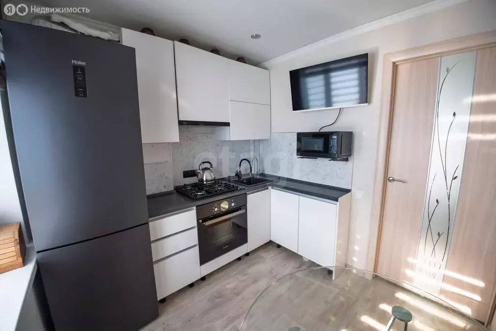 2-комнатная квартира: Альметьевск, улица Ленина, 49 (41.6 м) - Фото 1