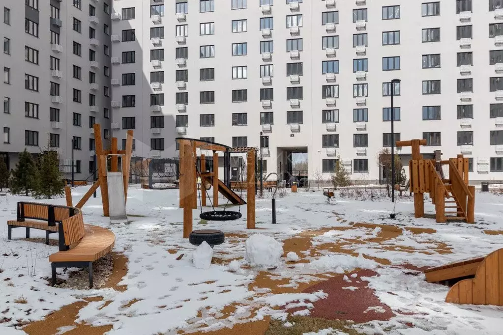 1-к кв. Тюменская область, Тюмень Новгородская ул., 20 (41.5 м) - Фото 0