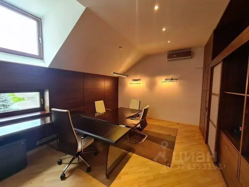 Помещение свободного назначения в Москва Гончарная ул., 12С8 (717 м) - Фото 2