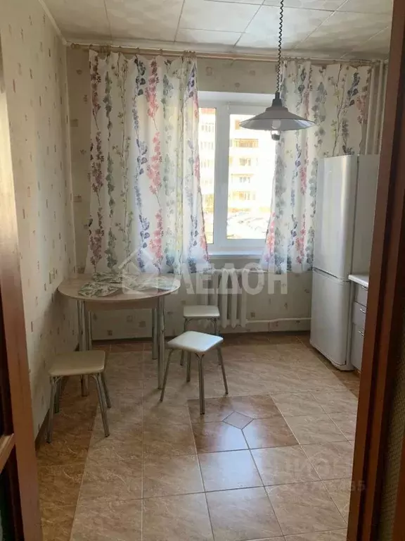 1-к кв. Омская область, Омск Омская ул., 117 (42.0 м) - Фото 2