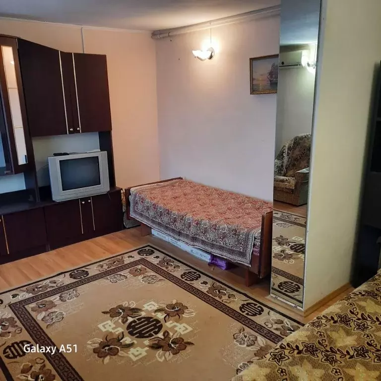 Комната Крым, Керчь ул. Семафорная, 11 (20.0 м) - Фото 1