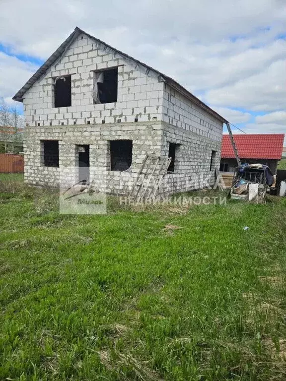 Дом 230 м на участке 7,5 га - Фото 0