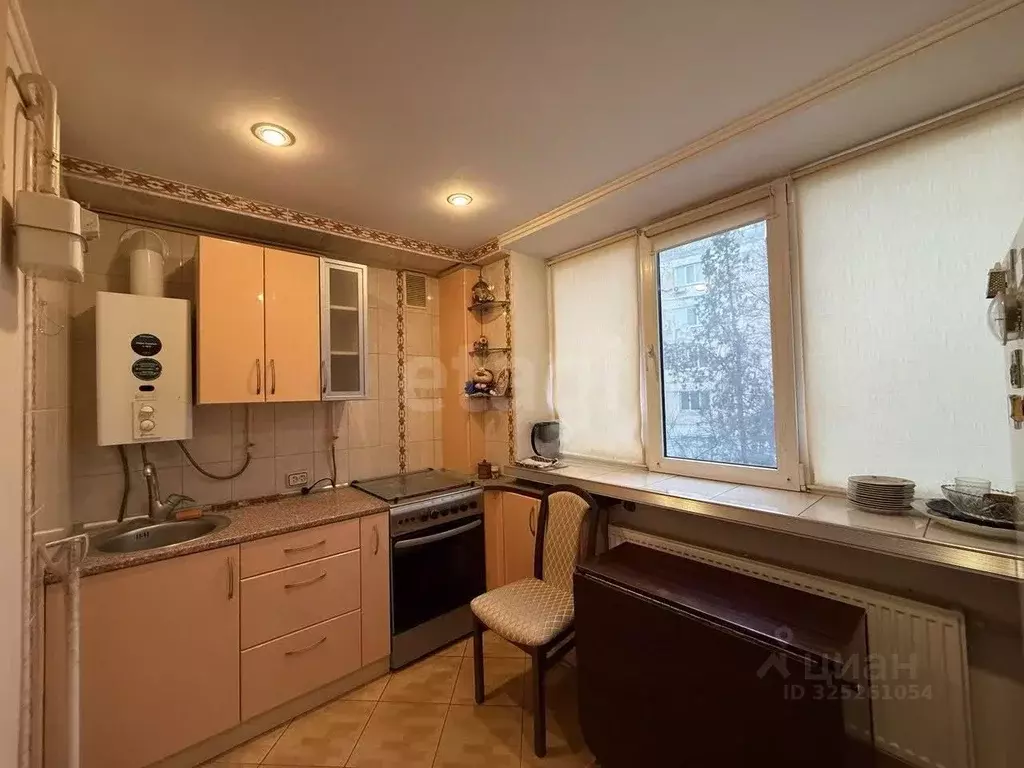 2-к кв. Крым, Симферополь ул. Миллера (46.0 м) - Фото 0