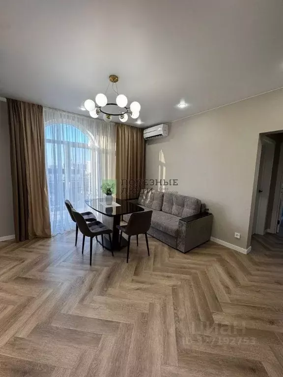 3-к кв. Крым, Евпатория ул. 60 лет ВЛКСМ, 31/3 (66.0 м) - Фото 1