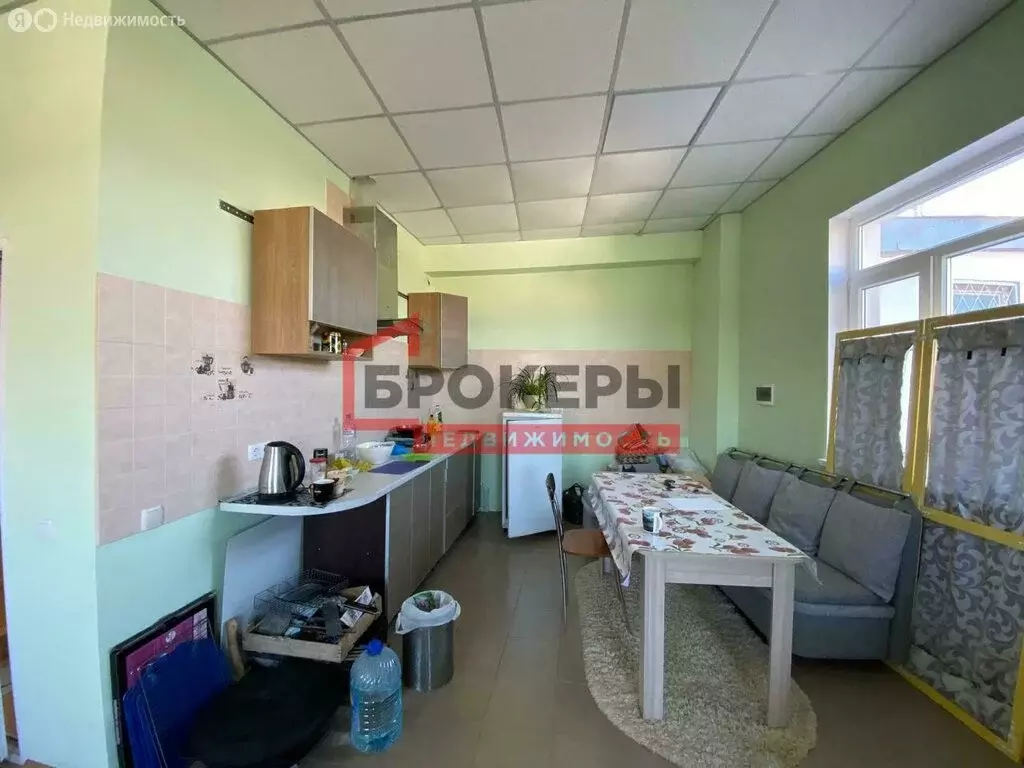 Квартира-студия: Севастополь, улица Генерала Лебедя, 49 (55 м) - Фото 1