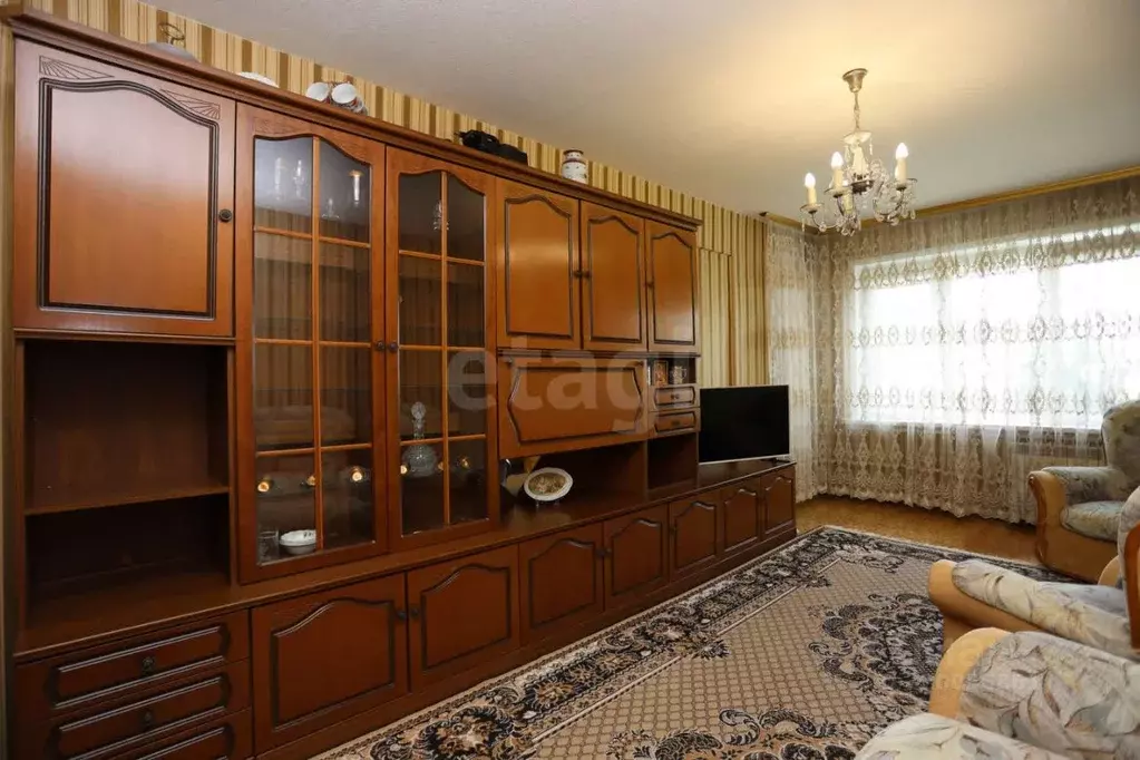 3-к кв. Иркутская область, Ангарск 18-й мкр, 11 (57.9 м) - Фото 0