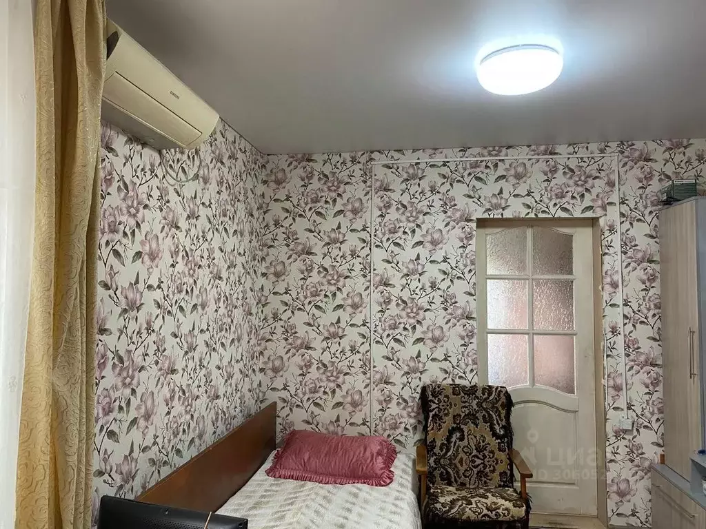 Комната Воронежская область, Борисоглебск ул. Свободы, 249 - Фото 2