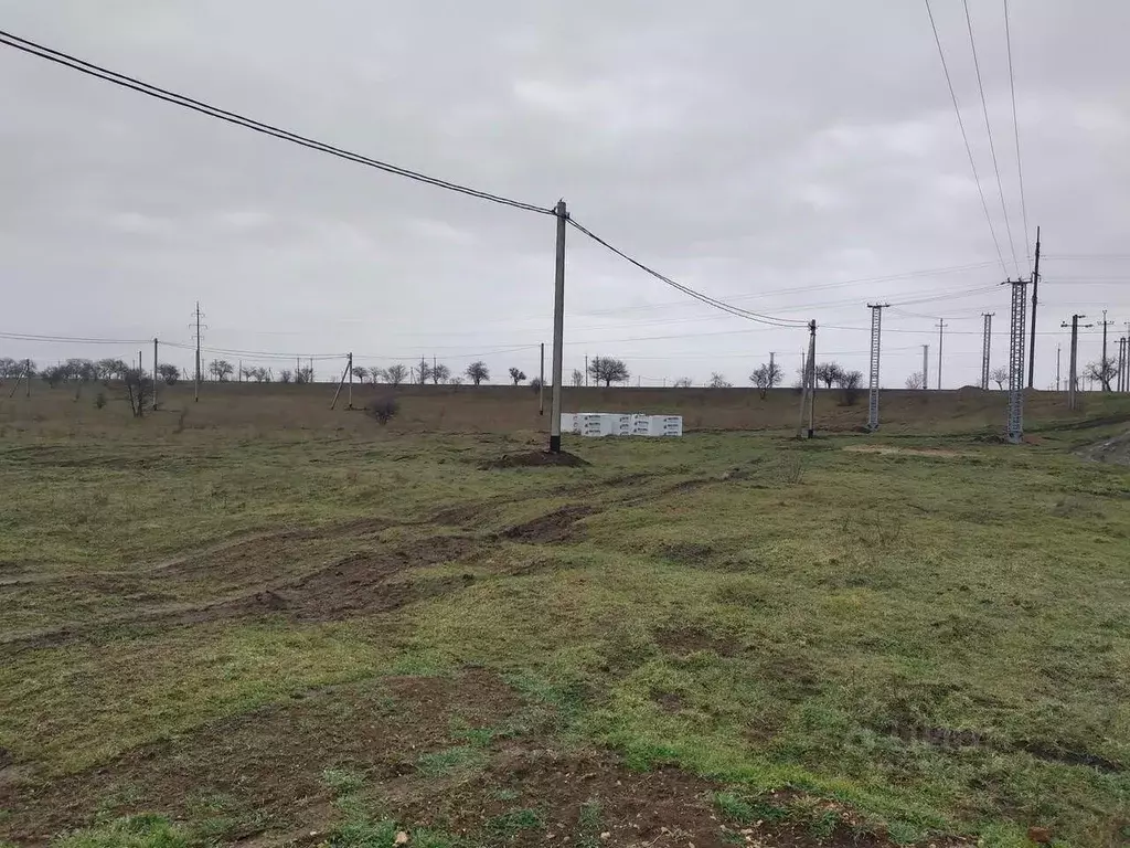 Участок в Крым, Симферопольский район, Николаевка пгт ул. Советская ... - Фото 1