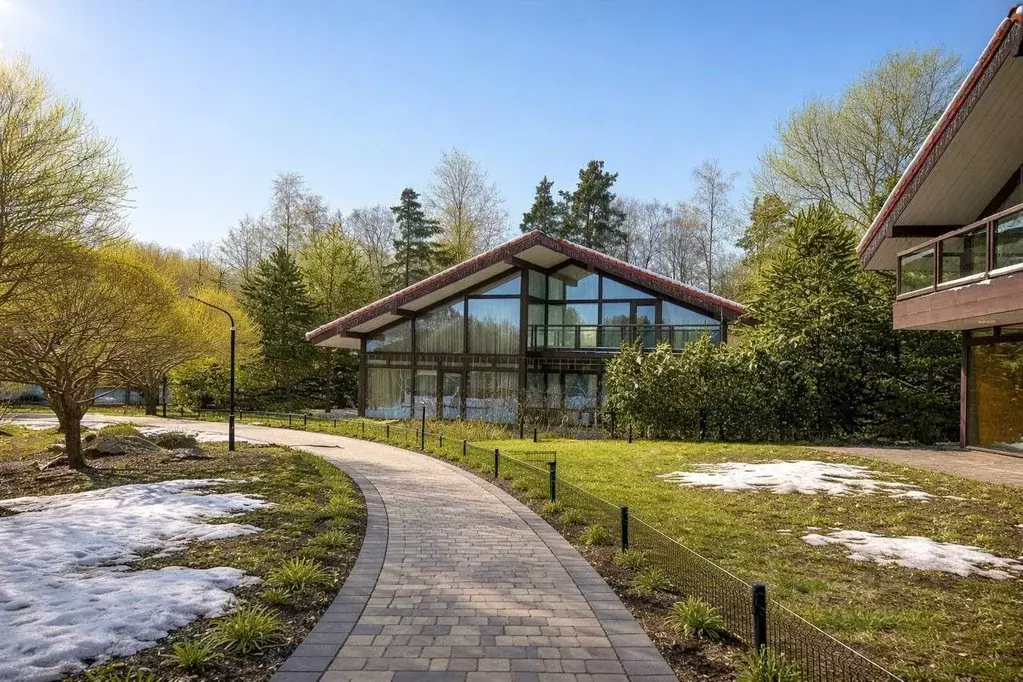 Коттедж в Санкт-Петербург пос. Солнечное, ул. Вокзальная, 5с2 (512 м) - Фото 1