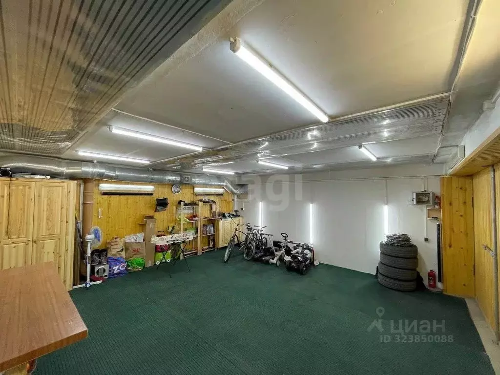 Гараж в Тюменская область, Тюмень 6-й мкр, ул. Валерии Гнаровской, 14 ... - Фото 1