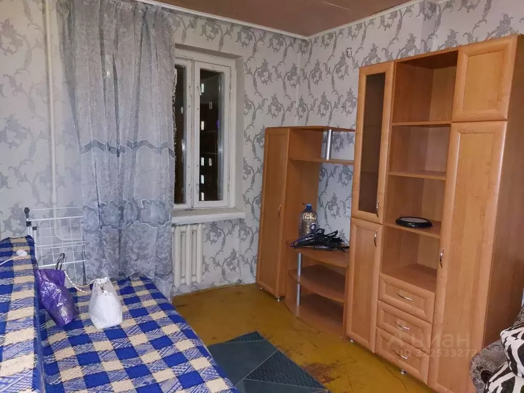 Комната Калининградская область, Калининград Азовская ул., 5 (11.0 м) - Фото 0