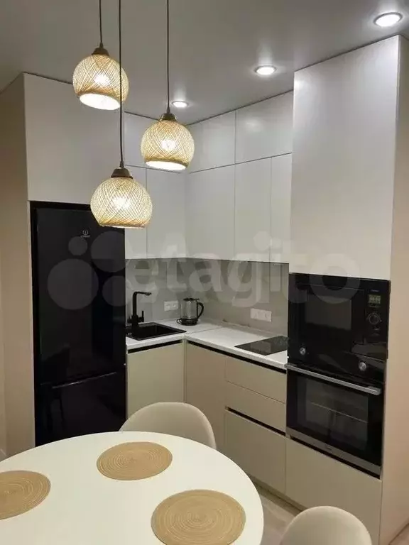 1-к. квартира, 40 м, 14/19 эт. - Фото 1
