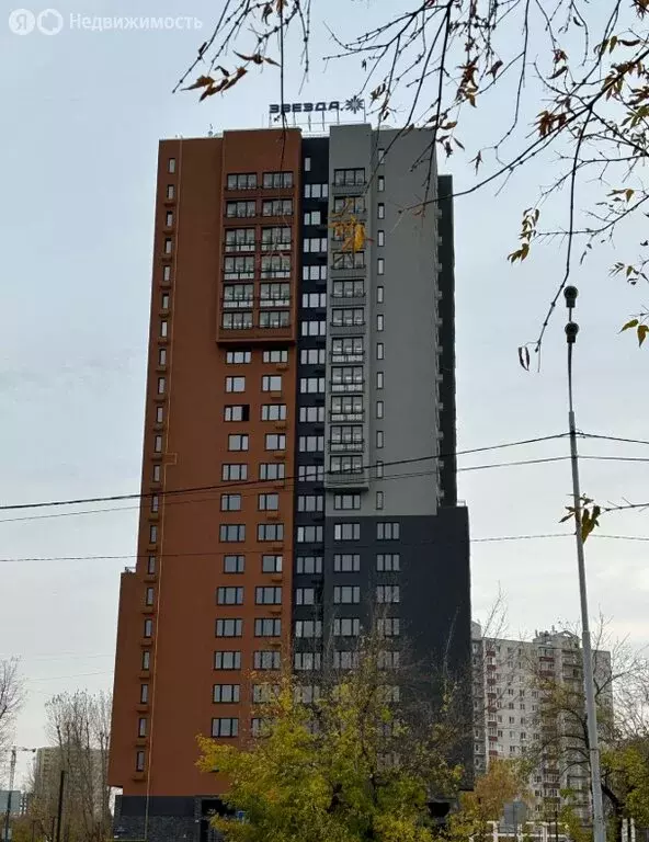 1-комнатная квартира: Тюмень, улица Щербакова, 136 (48.9 м) - Фото 0
