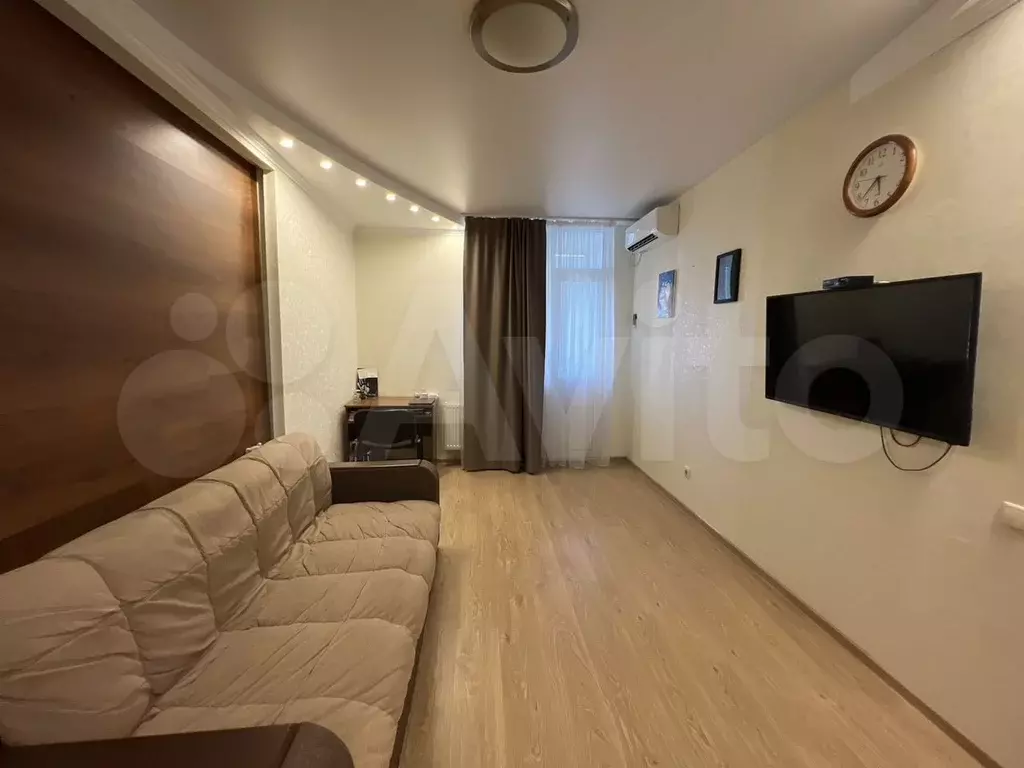 1-к. квартира, 39 м, 8/10 эт. - Фото 0