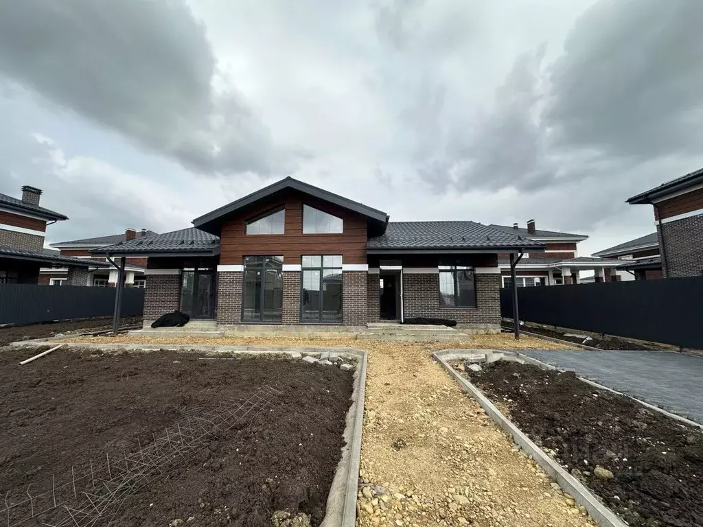 Дом в Адыгея, Тахтамукайский район, Козет аул ул. Махоша (120 м) - Фото 1