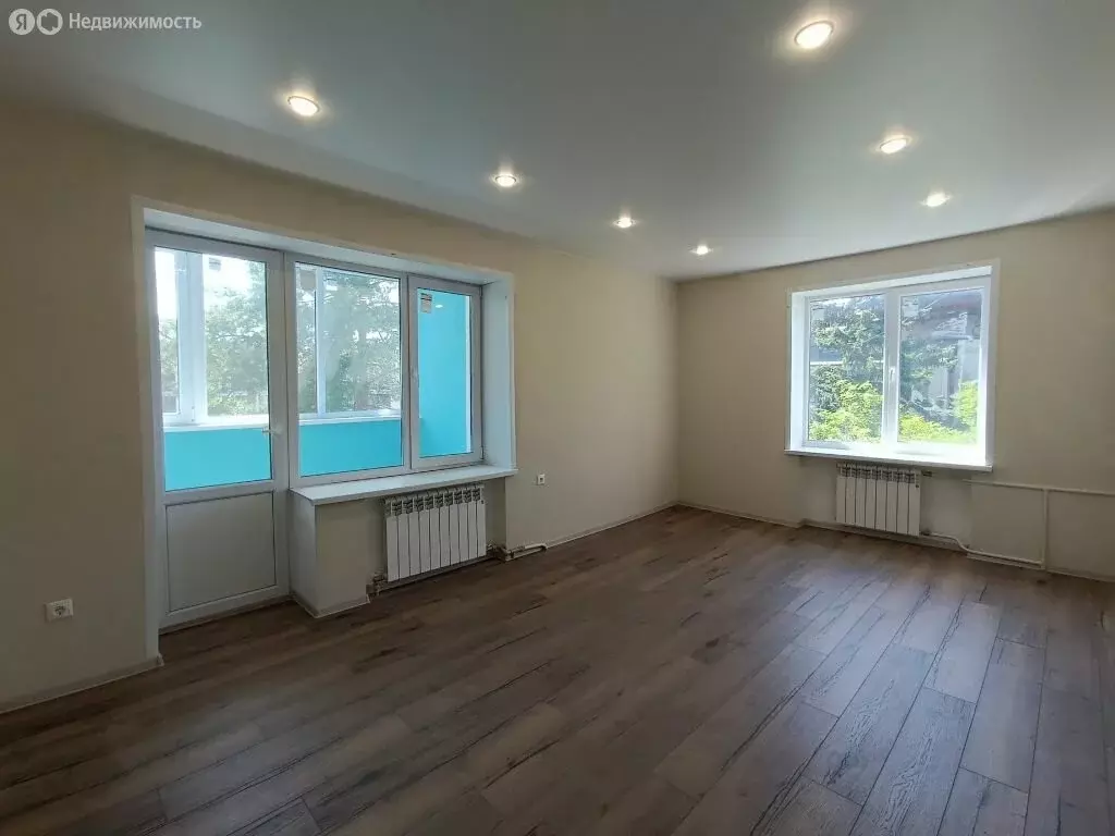 2-комнатная квартира: Кисловодск, улица Фоменко, 27 (54.6 м) - Фото 0