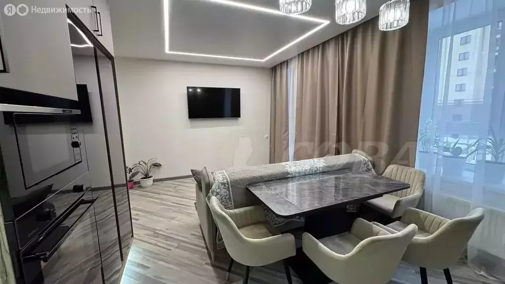 3-комнатная квартира: Тюмень, улица Тимофея Кармацкого, 11к2 (100 м) - Фото 1