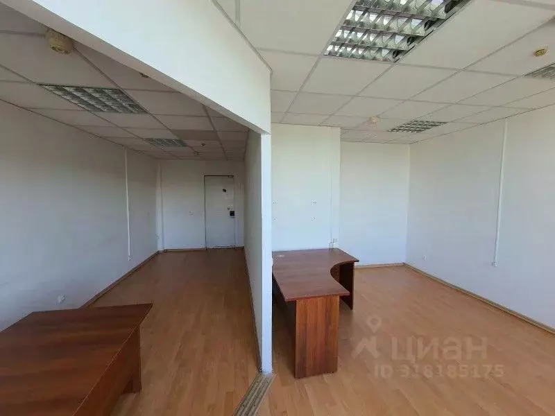 Офис в Санкт-Петербург пл. Конституции, 2 (31 м) - Фото 0