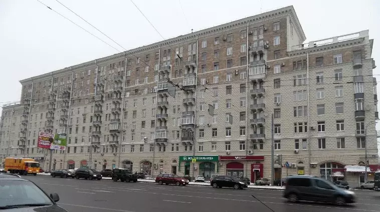 Продается 3-комнатная квартира - Фото 1